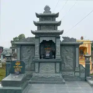 Lăng cánh đá xanh rêu 3.7m 81 127cm