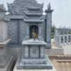 mộ ba mái đá đen 03
