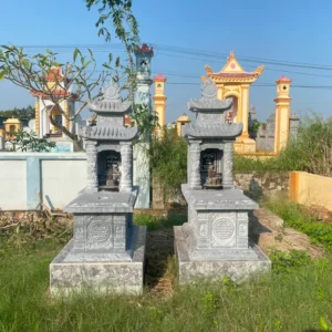 Mộ đá đen hai mái 01