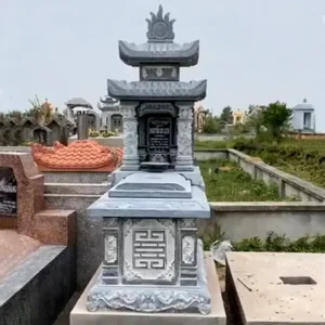 Mộ hai mái đá đen 69 01